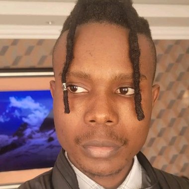 Handrix M. - Freelance Director Of Photography