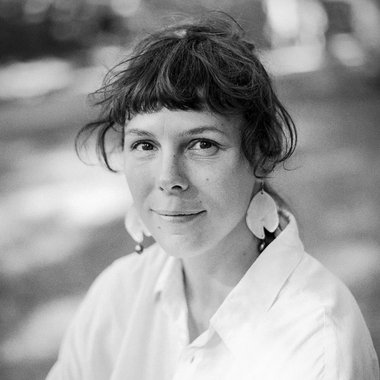 BertilleVerlaine - Freelance Logo Designer