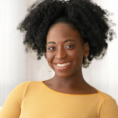 Cat W. - Freelance Designer