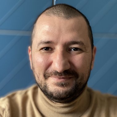 Cemil Ç. - Freelance Developer