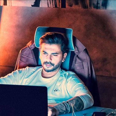 Umer S. - Freelance Web Developer