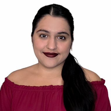 Indra S. - Freelance Social Media Freelancer