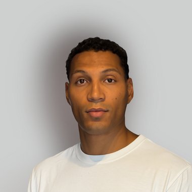 Julio S. - Freelance Digital Marketer