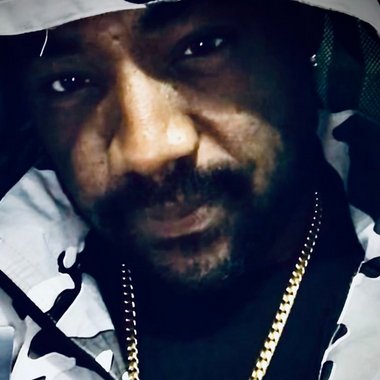 Iran e. - Freelance Songwriter