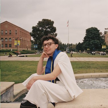 Shoshi B. - Freelance Social Media Freelancer