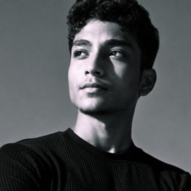 ARIFIN S. - Freelance Graphic Designer