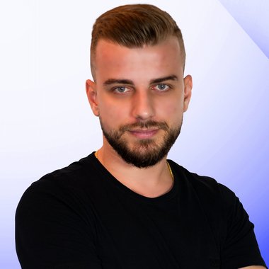 Sokol O. - Freelance Product Designer