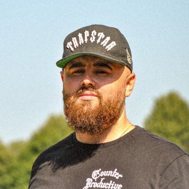 Joshua - Freelance Graphic Designer