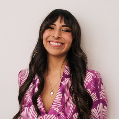 Alejandra E. - Freelance Online Trainer