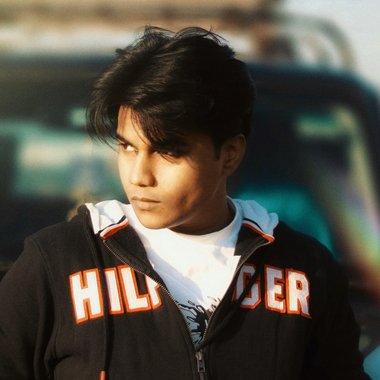 Suraj D. - Freelance Content Creator