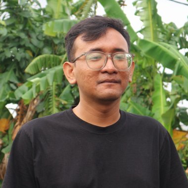 Agung W. - Freelance Graphic Designer