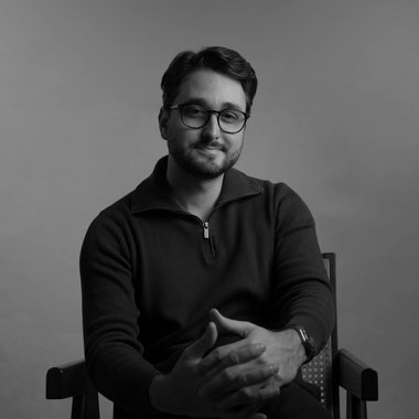 Romain C. - Freelance Graphic Designer