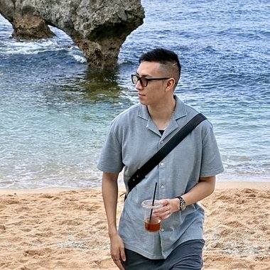 Amos W. - Freelance Web Developer