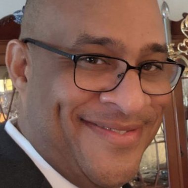 Dwight D. - Freelance Developer