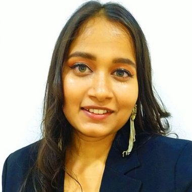 Astha V. - Freelance Ui Designer