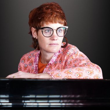 Jennifer G. - Freelance Music Producer