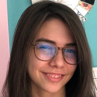 Bianca V. - Freelance Concept Artist