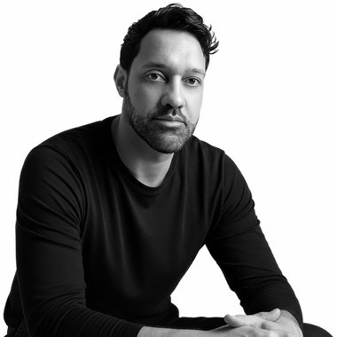 Ariel M. - Freelance Brand Designer