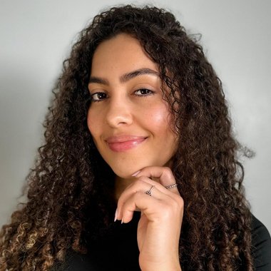 Lays F. - Freelance Social Media Manager