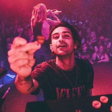 Champagne B. - Freelance Music Producer