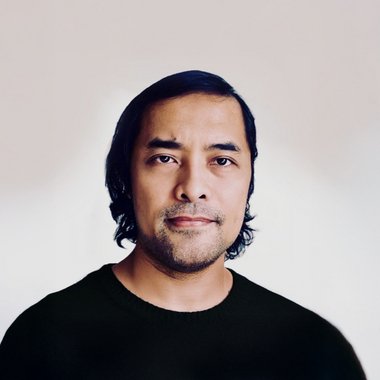 Michael V. - Freelance Web Designer