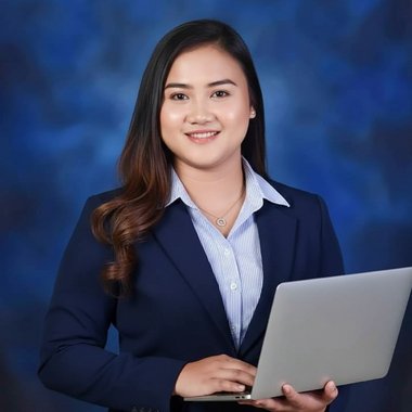 Jwyneth E. - Freelance Digital Marketer