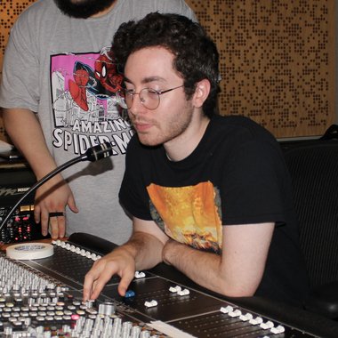 Connor M. - Freelance Music Producer