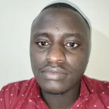 CharloGK - Freelance Infographic Designer