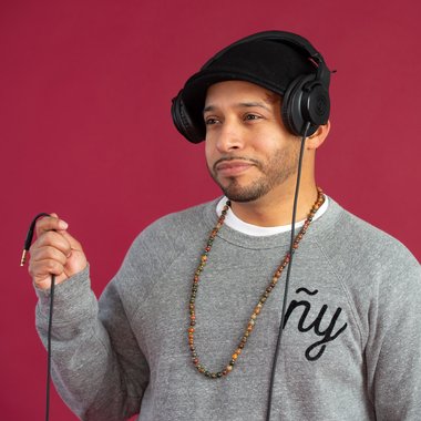 thevobro - Freelance Voiceover Artist