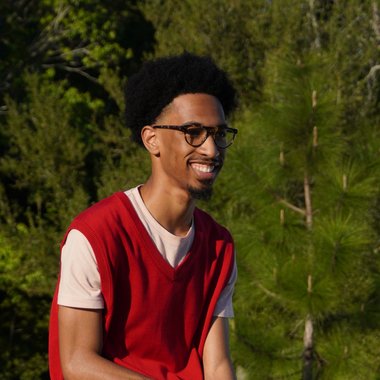 Silas D. - Freelance Motion Graphic Designer