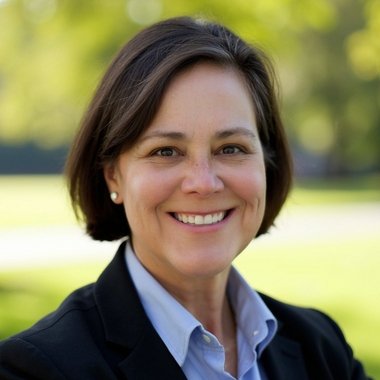 Christie C. - Freelance Online Trainer