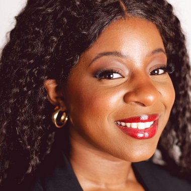 Zuki - Freelance Social Media Freelancer