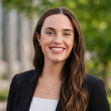 Mackenzie M. - Freelance Marketing Strategist