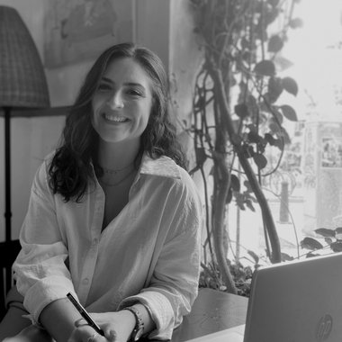 Abi s. - Freelance Social Media Manager