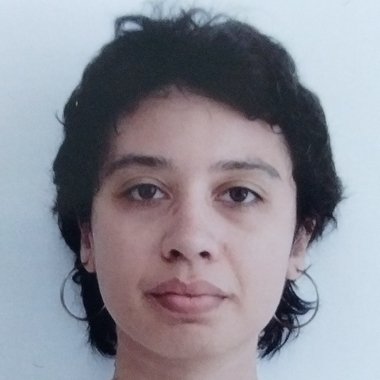 Aria F. - Freelance Ux Designer