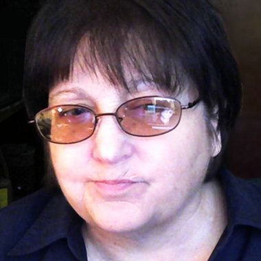 Gloria C. - Freelance Ui Designer