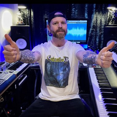 Johnathan E. - Freelance Music Composer