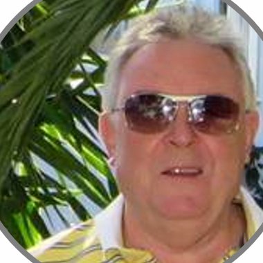 Michael F. - Freelance Web Designer