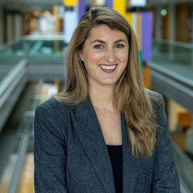 Deirdre O. - Freelance Digital Marketer