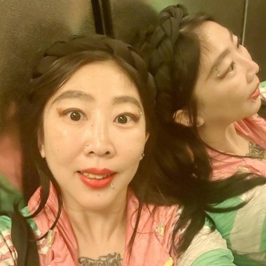 XIAO Y. - Freelance Digital Marketer