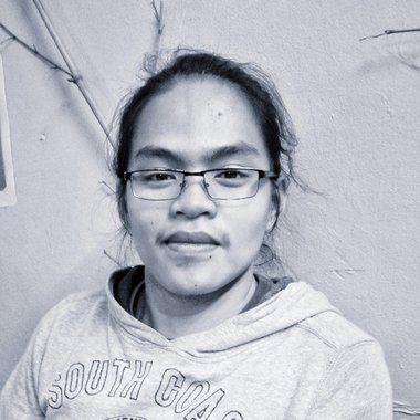 Mark L. - Freelance Graphic Designer