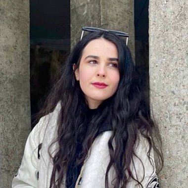 Veronika S. - Freelance Web Designer