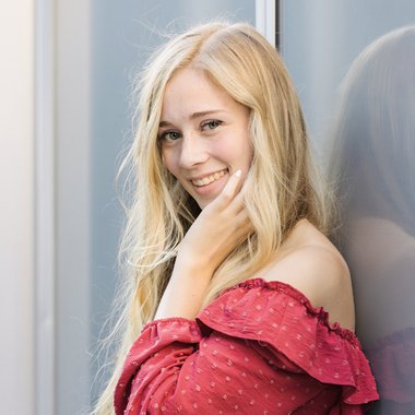 Faith C. - Freelance Illustrator