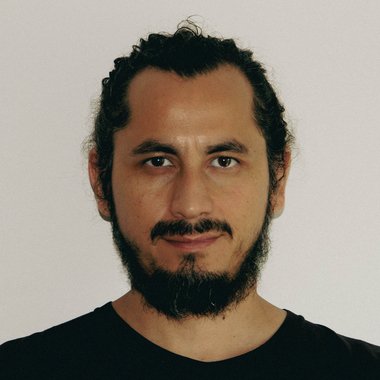 Patricio L. - Freelance Guitarist