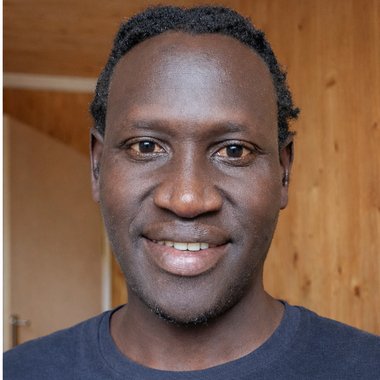 Chola D. - Freelance Growth Marketer