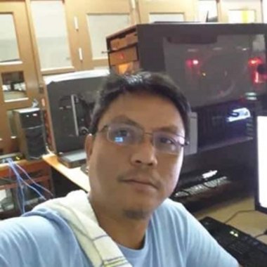 Rick C. - Freelance Graphic Designer