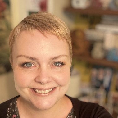 Emma W. - Freelance Writer