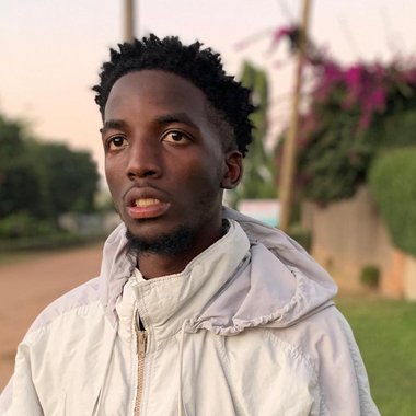 Chiisi M. - Freelance Music Producer
