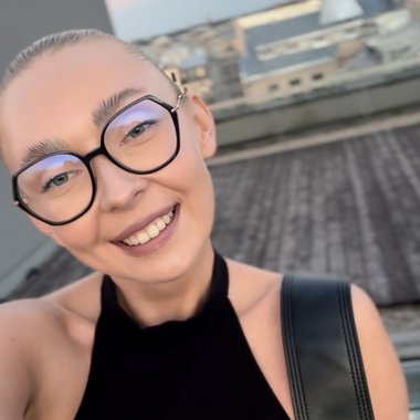 Olga R. - Freelance Content Creator