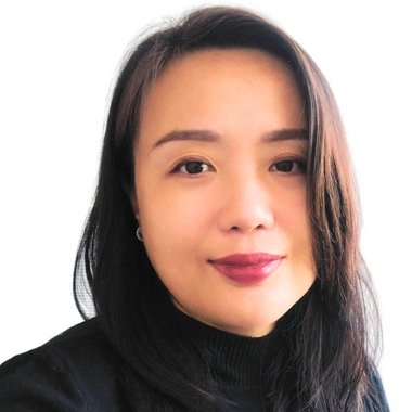 ANNA B. - Freelance Social Media Manager